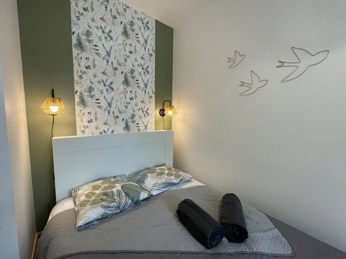 Le Familial Proche Gare Apartment Sens Exterior photo